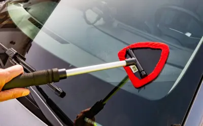 Frühjahr – Ein sauberes Auto verbessert die Sicherheit im Straßenverkehr